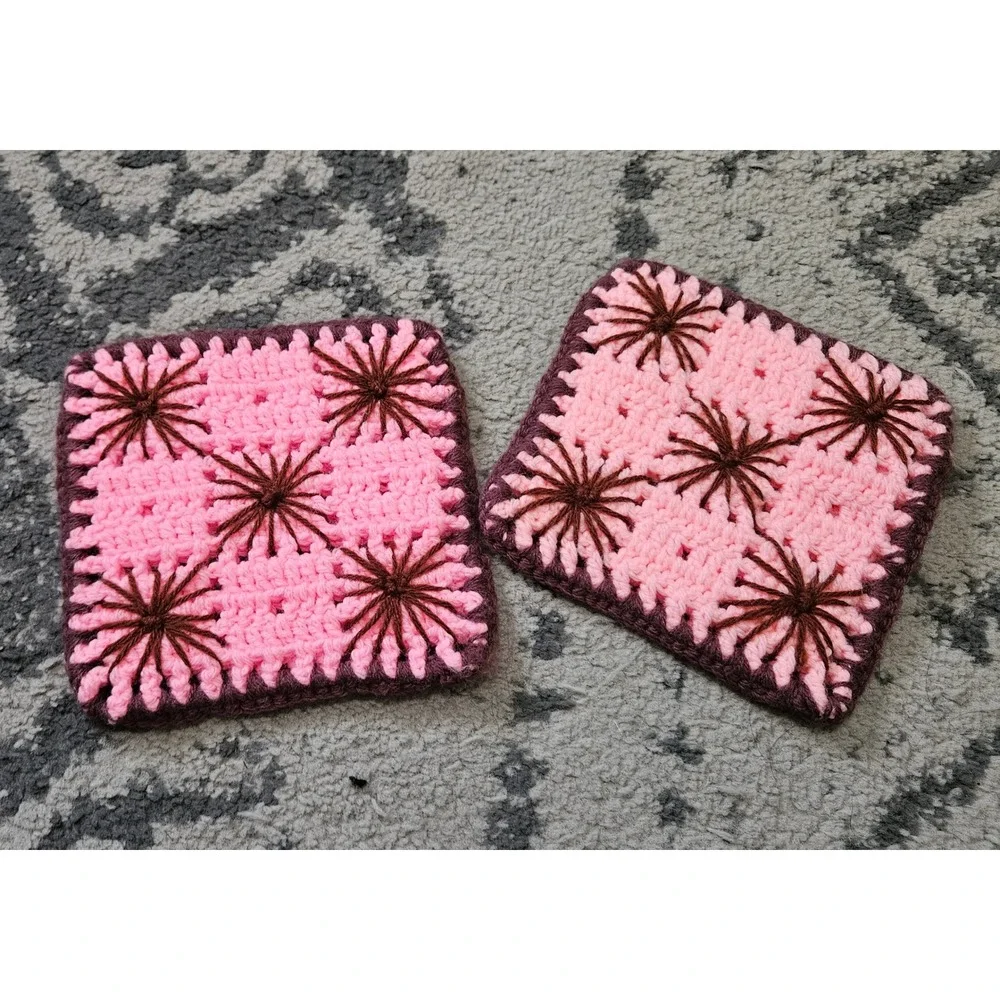 Vintage 70s Crochet Pot Holders Trivets Pink Brown Starburst Granny Square Set 2